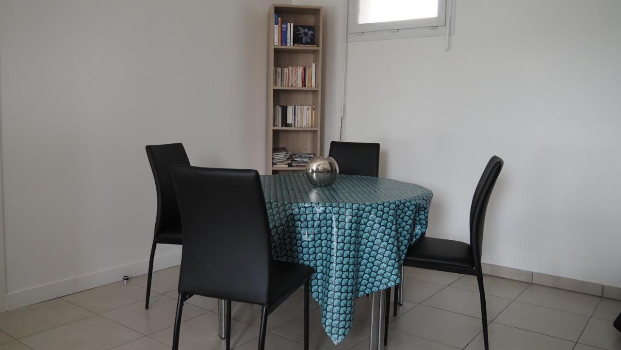 Les Grenadines Du Samedi Au Samedi Apartment Антиб Екстериор снимка